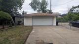 3322 Leslie Street - Photo 3