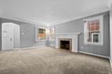 20920 Redmond Avenue - Photo 5