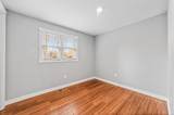 586 Holiday Drive - Photo 16