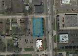 7051 N Wayne Rd - Photo 5