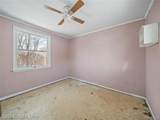 8202 Hyne Road - Photo 20