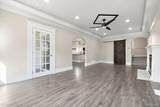 16 Utica Road - Photo 18