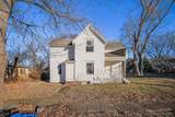 1103 Sydenham Street - Photo 2