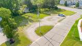 915 Broomfield Road - Photo 4