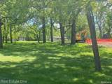 5716 Evergreen Avenue - Photo 2