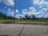 11810 Ohio Street - Photo 4