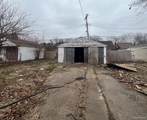 20008 Spencer Street - Photo 4