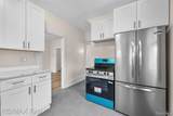 556 Leicester Court - Photo 13