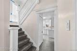 556 Leicester Court - Photo 4