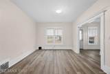 556 Leicester Court - Photo 7