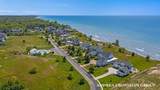 688 Waters Edge Drive - Photo 18