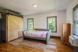 7350 Sanford Road - Photo 20