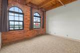 6533 Jefferson Avenue - Photo 14