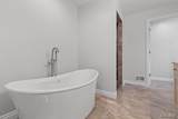 114 Bloomfield Boulevard - Photo 24