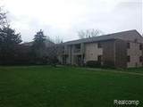5400 Maple Ridge - Photo 1