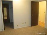 5400 Maple Ridge - Photo 5