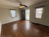 19235 Philomene Boulevard - Photo 4