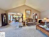 10394 Hills Lane - Photo 7
