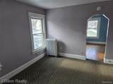 115 College Place - Photo 35