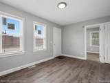 20805 Chrysler Drive - Photo 4