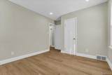 18458 Snowden Street - Photo 24