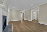 18458 Snowden Street - Photo 9
