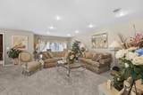 4376 Knightsbridge Lane - Photo 6