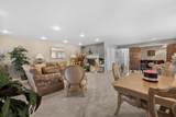 4376 Knightsbridge Lane - Photo 9