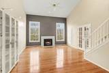 306 Pineknoll Court - Photo 7