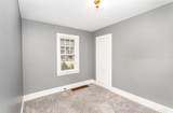214 Goetz Street - Photo 7
