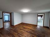 2021 Rose Center Road - Photo 16
