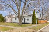 17204 Euclid Avenue - Photo 2