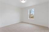 11782 Everett Avenue - Photo 36