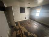 15416 Snowden Street - Photo 30