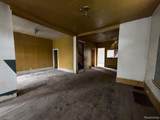 2546 Forest Avenue - Photo 3