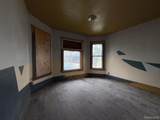 2546 Forest Avenue - Photo 5