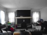 789 Lakewood Street - Photo 3
