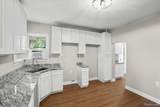 1105 Oak Street - Photo 8