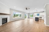 2327 Baltimore Lane - Photo 17