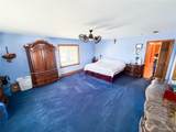 703 Saint John Street - Photo 32