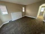 19586 Strasburg Street - Photo 3