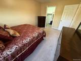 2761 Fox Hollow Court - Photo 11