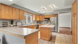 3323 Lakeside Drive - Photo 7