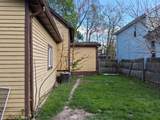 1009 Bond Street - Photo 3