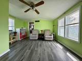 333 Lakewood Boulevard - Photo 6