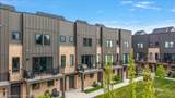 1083 Hampton Circle - Photo 4
