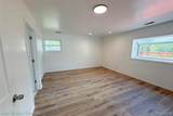 28521 Sutherland Street - Photo 12