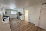 28521 Sutherland Street - Photo 9