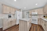 2290 Wooster Street - Photo 17
