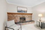 2457 Traver Boulevard - Photo 24